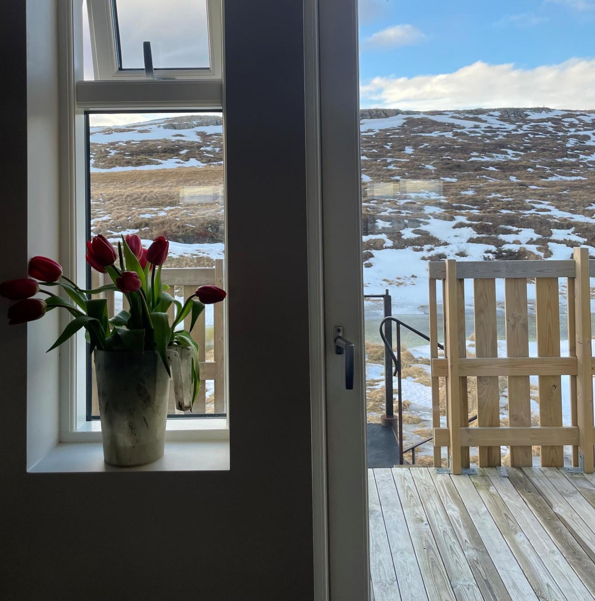 Lindarholl Guesthouse Stori-Bakki Eksteriør bilde