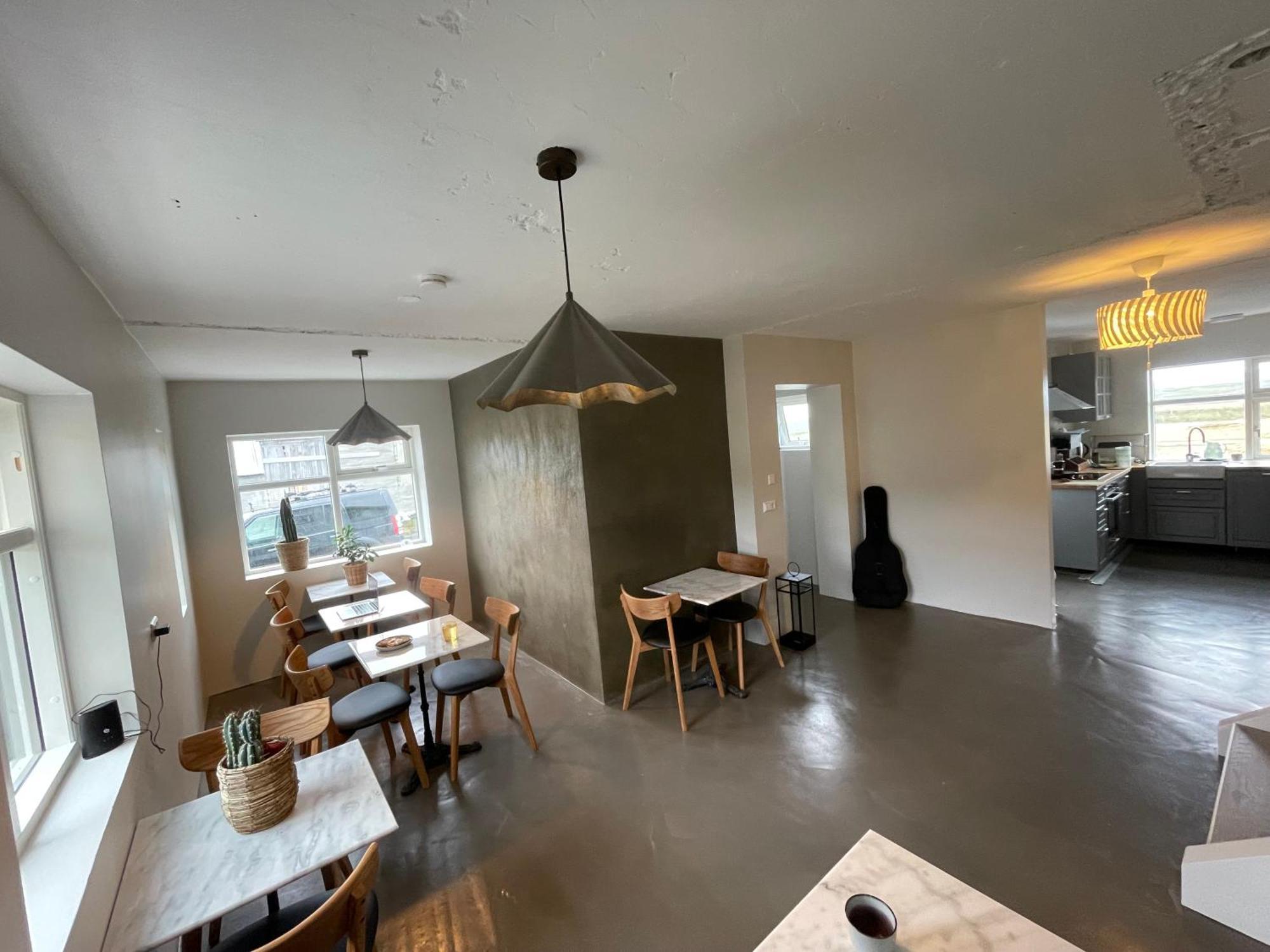 Lindarholl Guesthouse Stori-Bakki Eksteriør bilde